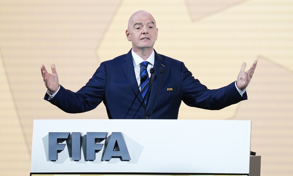 为紧张激烈 为紧张激烈